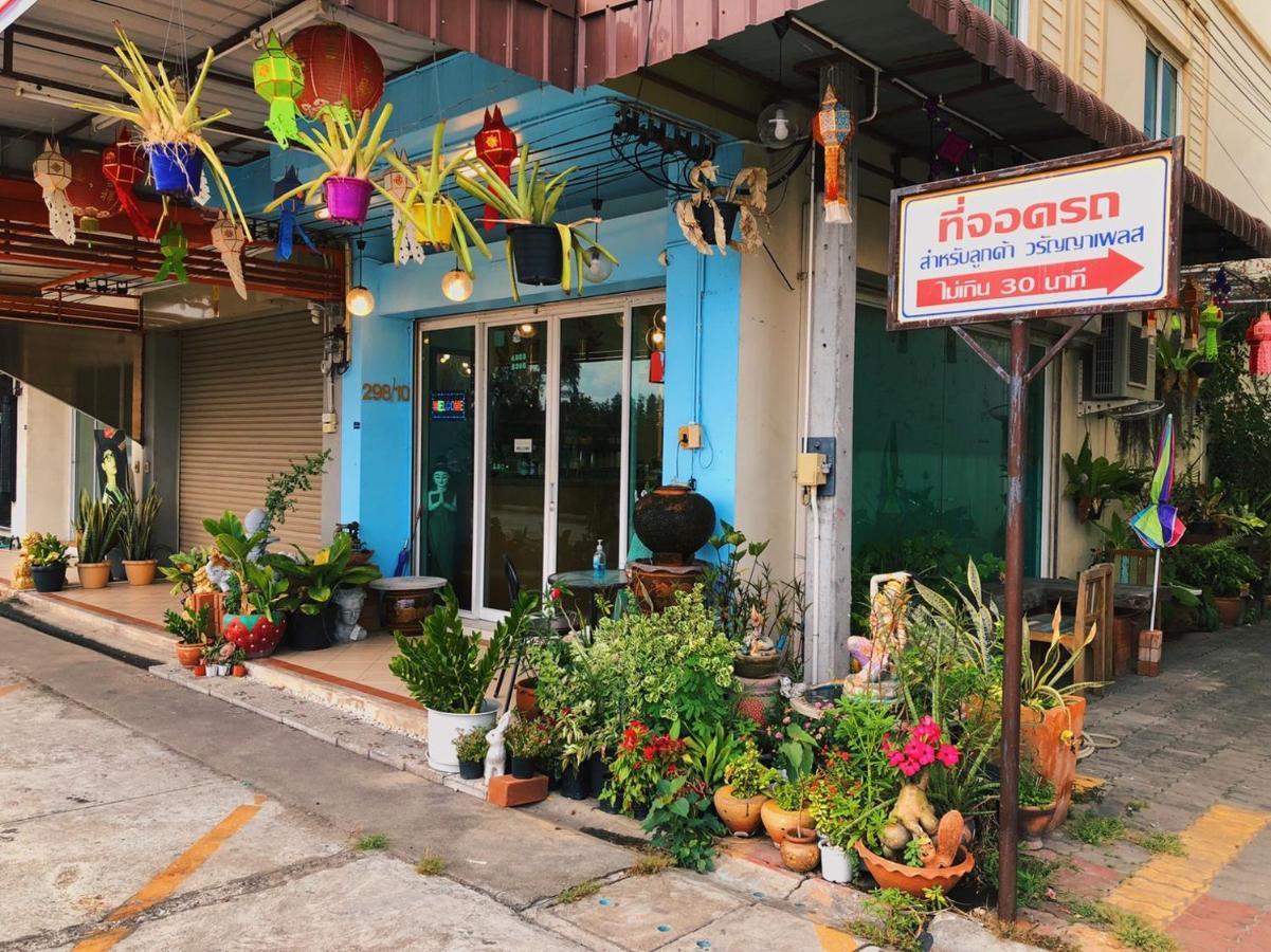 Aekkalukthai Hostel Rayong Luaran gambar