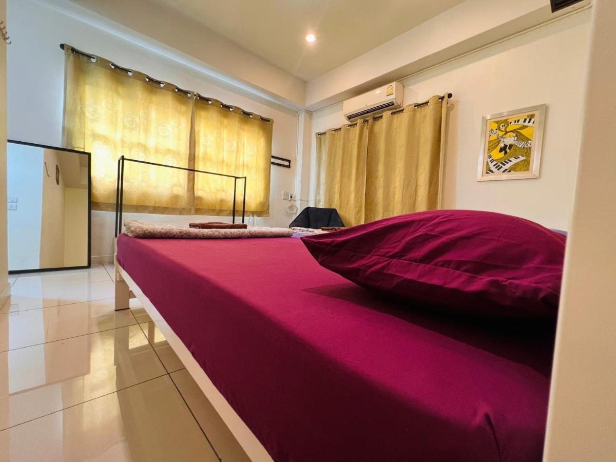 Aekkalukthai Hostel Rayong Luaran gambar