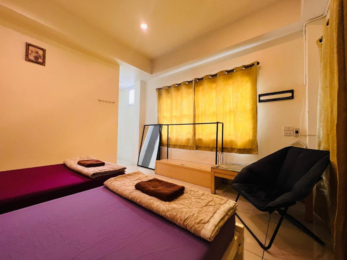Aekkalukthai Hostel Rayong Luaran gambar