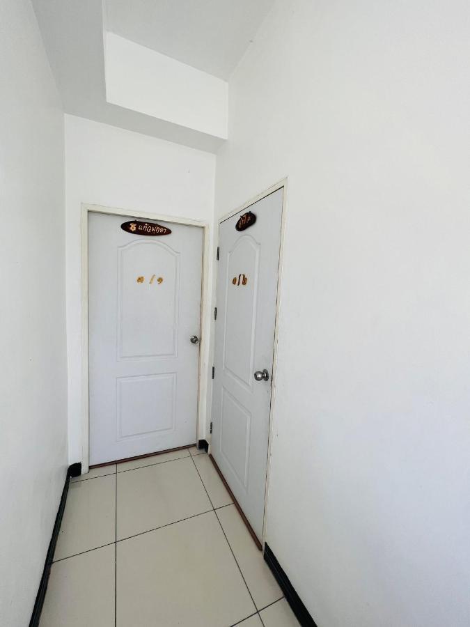 Aekkalukthai Hostel Rayong Luaran gambar